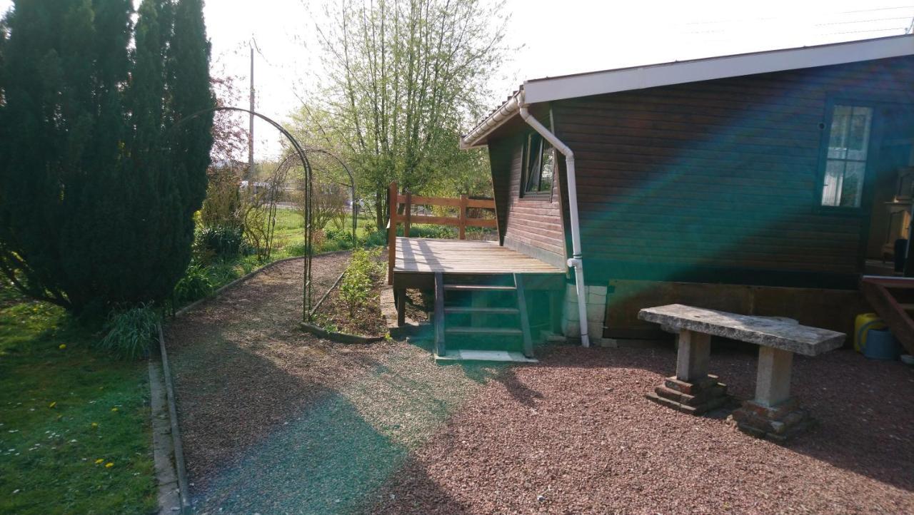 Chalet De Vacances Guisy Eksteriør billede
