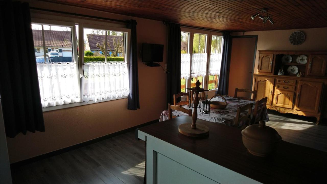 Chalet De Vacances Guisy Eksteriør billede